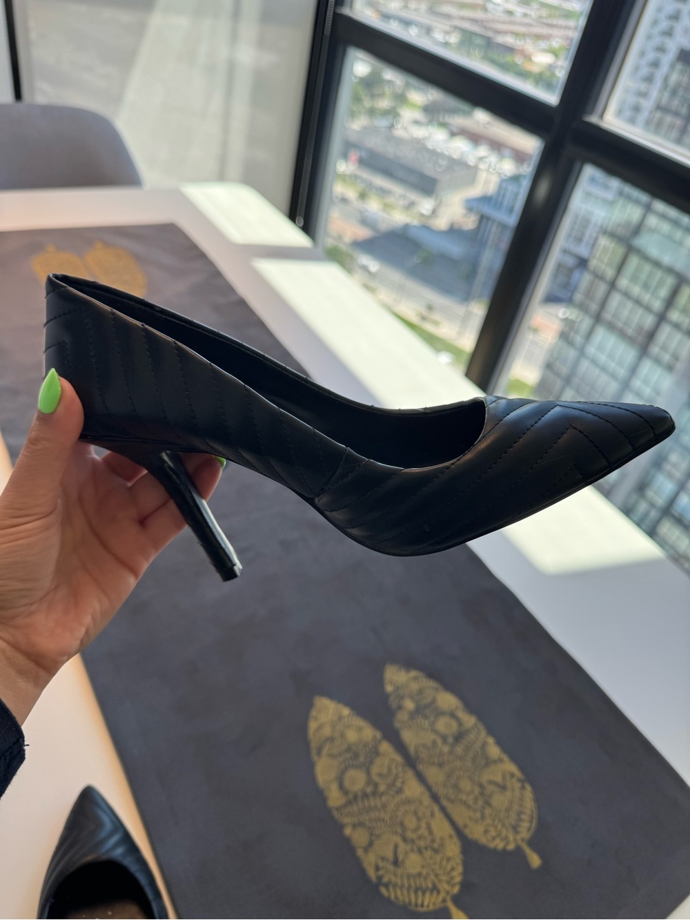 Black Quilted Pointed-Toe Stiletto Pumps - Women's Shoes - Picture 3 of 7